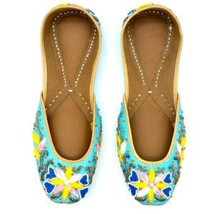 Traditional Leather Embroidered Jutti